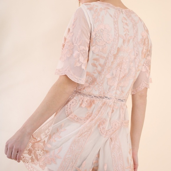 Last 1 🌿 Nude Lace Romper - Picture 3 of 3